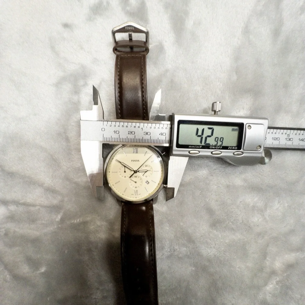 Fossil leather casual 43mm